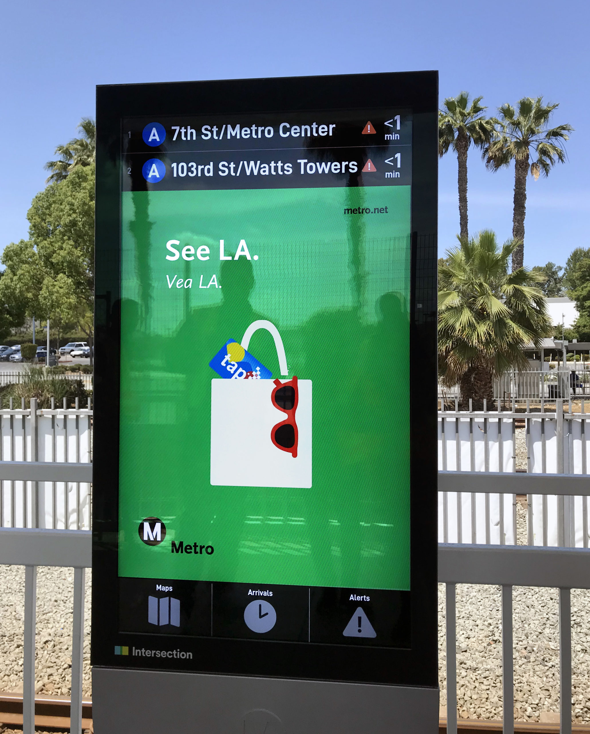 Interactive Digital Kiosk Tiffany GuerraHuang